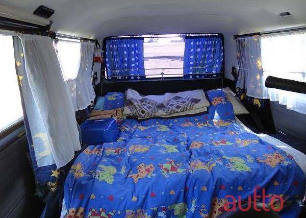 1987' Volkswagen Caravelle photo #1