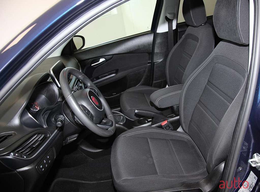 2016' Fiat Tipo photo #4