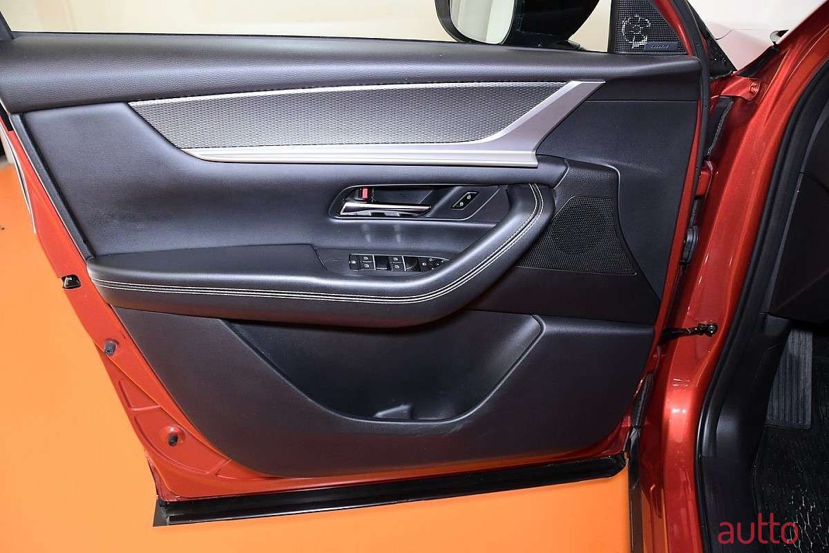 2022' Mazda CX-60 photo #5