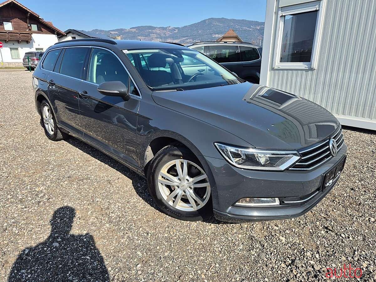 2018' Volkswagen Passat photo #1