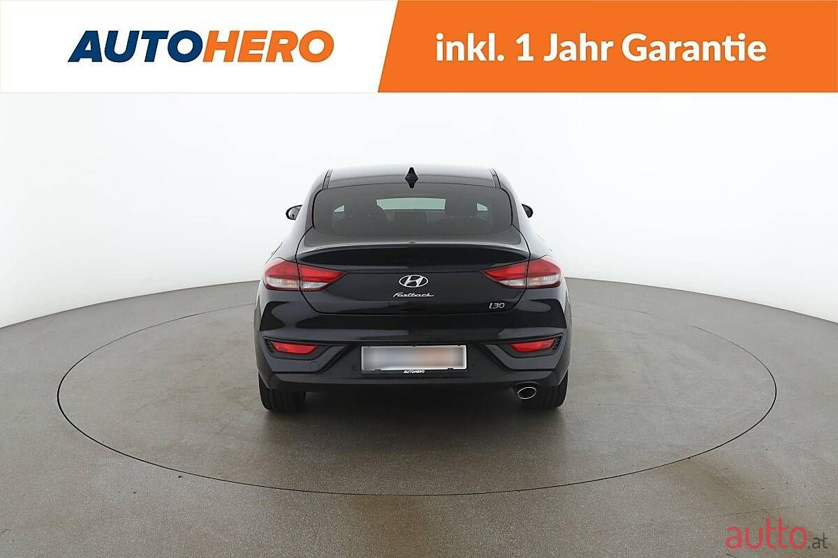 2021' Hyundai i30 photo #4