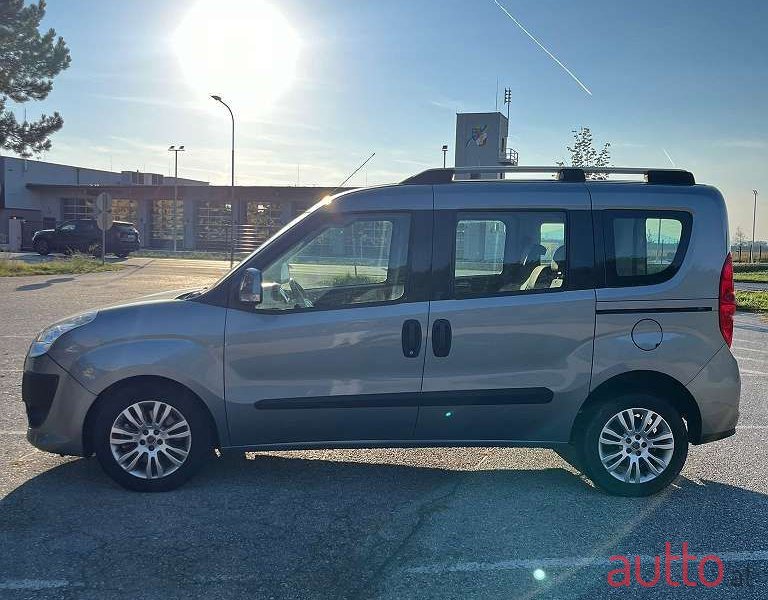2010' Fiat Doblo photo #4