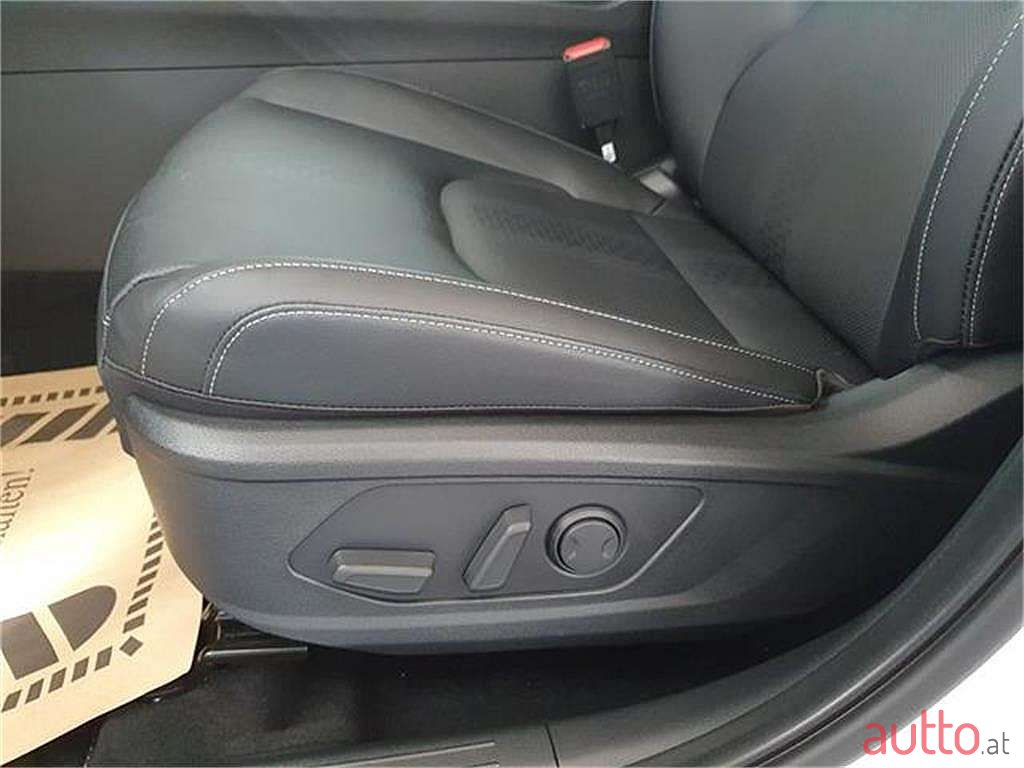 2022' Kia Sportage photo #5