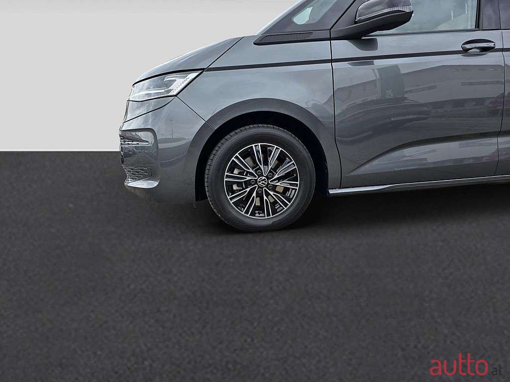 2024' Volkswagen Multivan photo #3