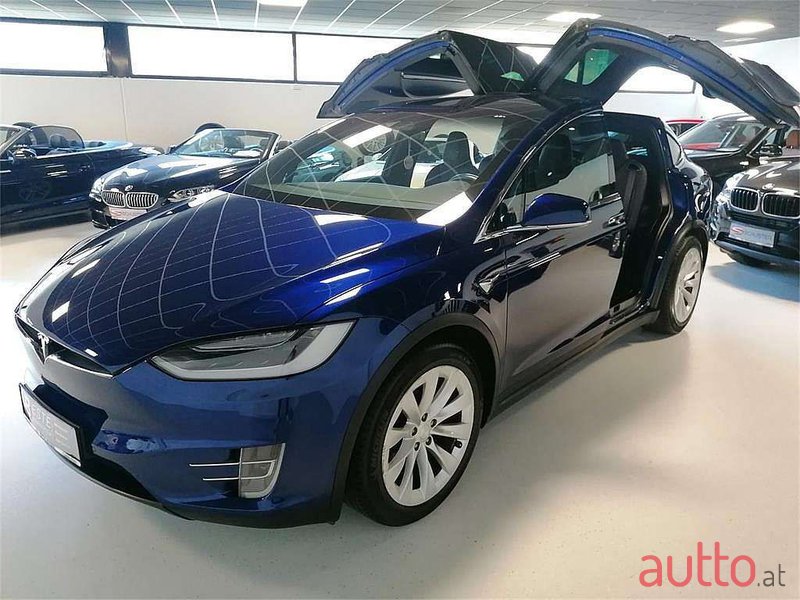 2017' Tesla Model X photo #6