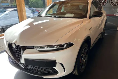 2023' Alfa Romeo Tonale