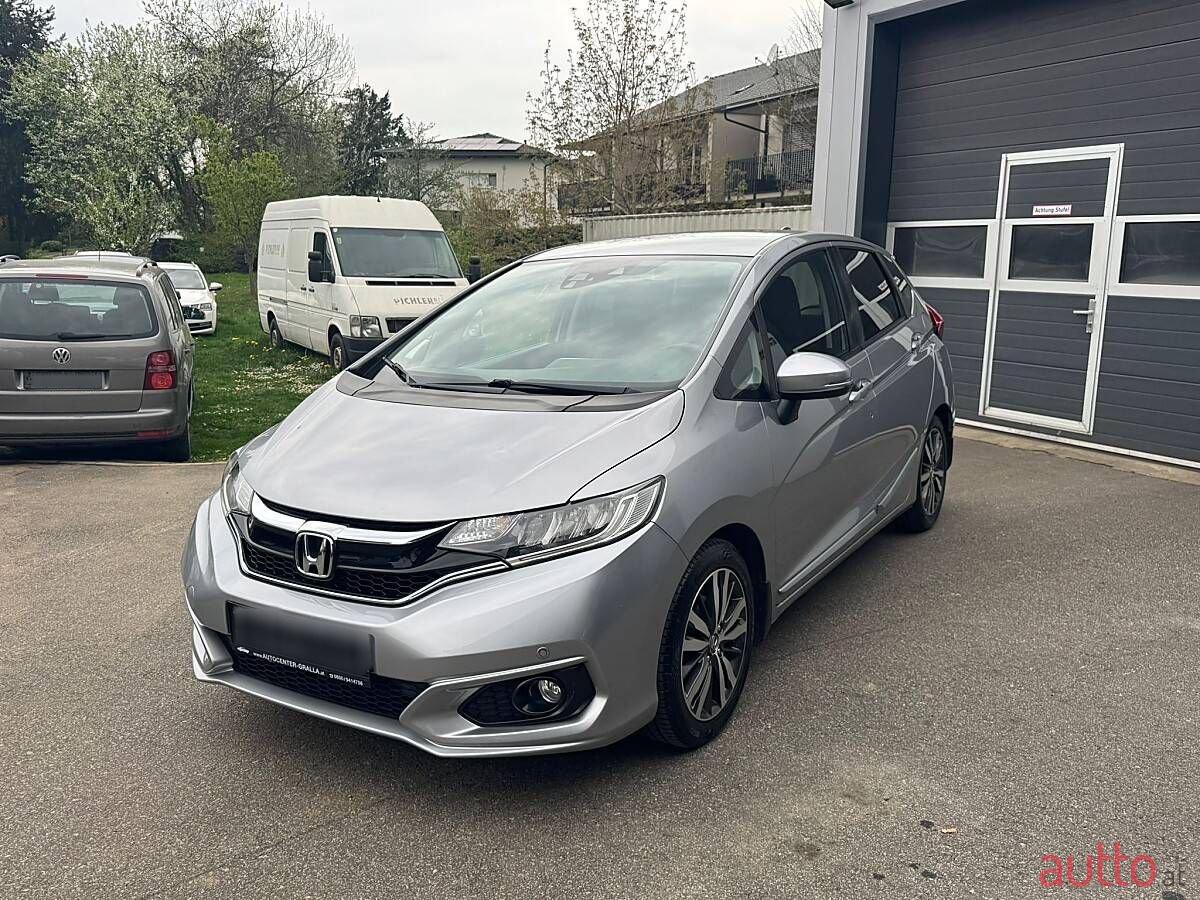 2018' Honda Jazz photo #3