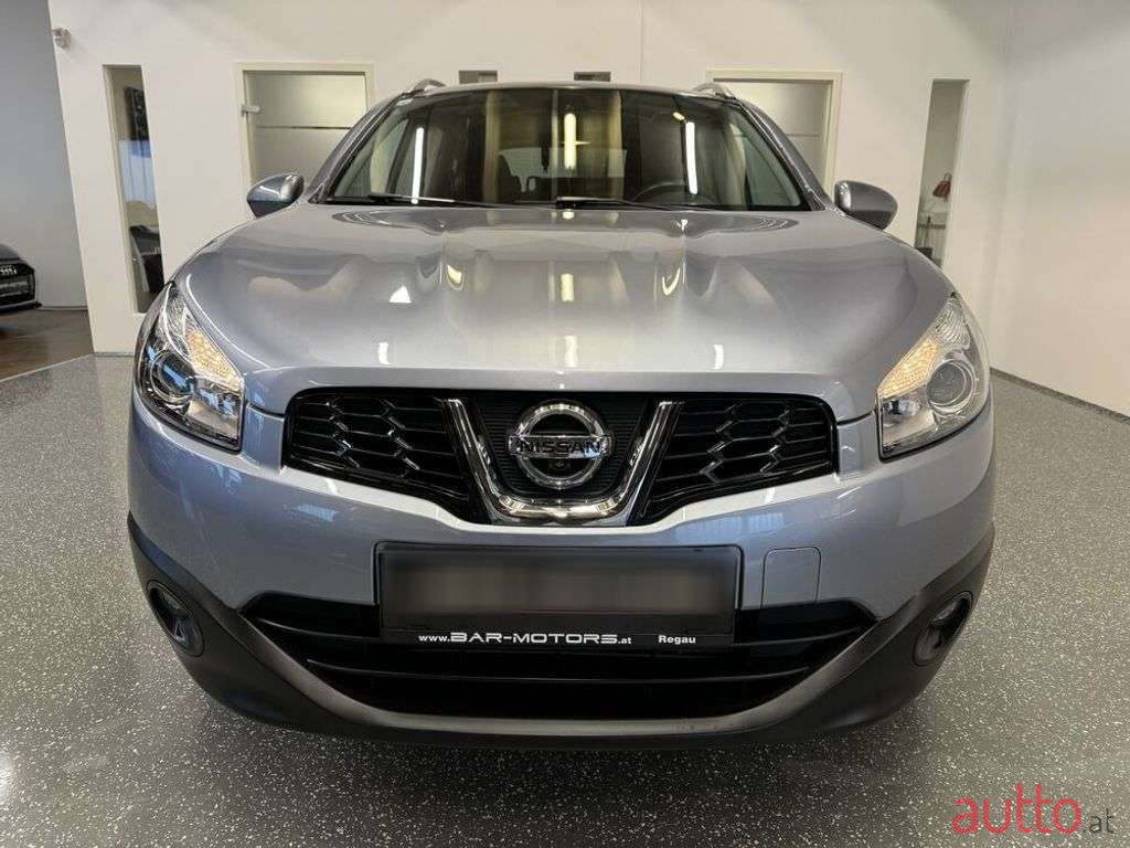 2012' Nissan Qashqai photo #2