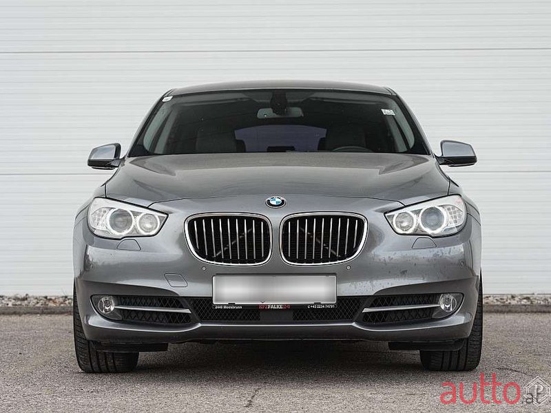 2010' BMW 5Er-Reihe photo #3
