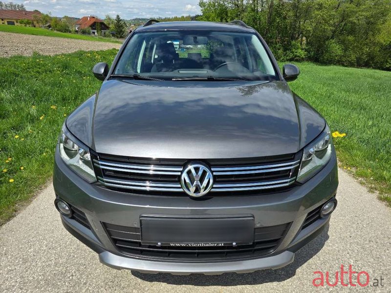 2014' Volkswagen Tiguan photo #2