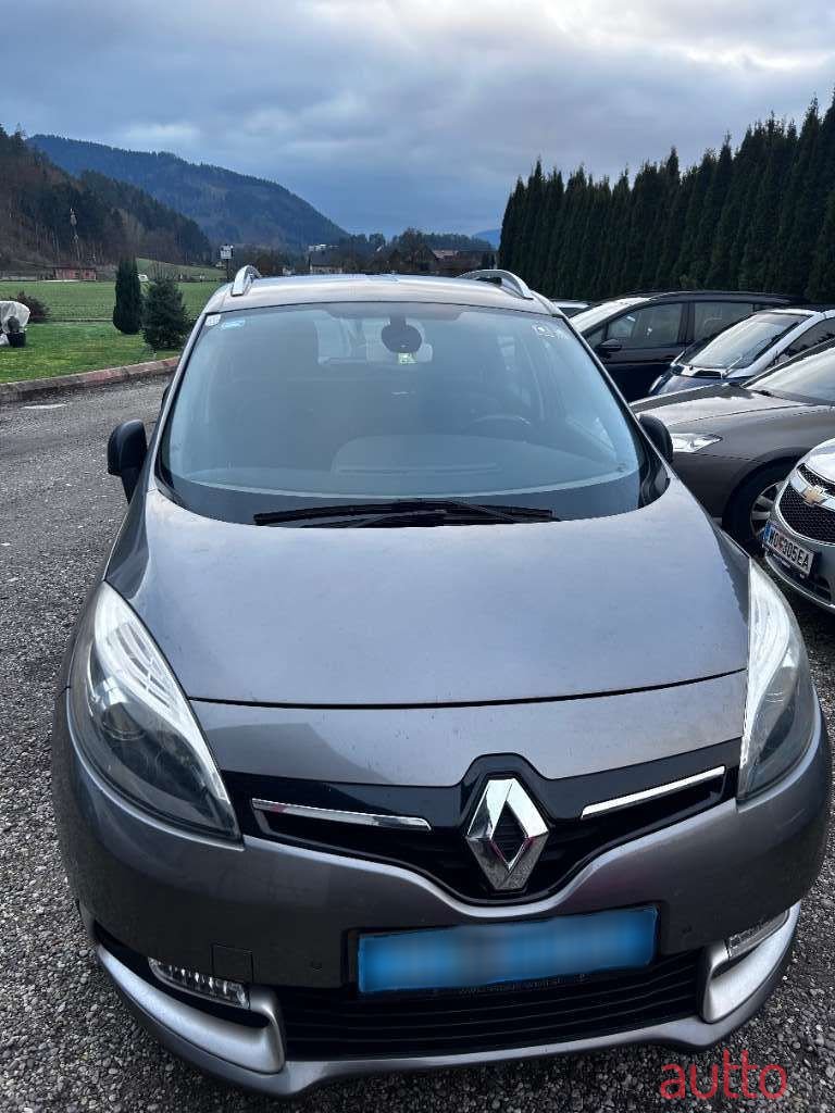 2016' Renault Scenic photo #2