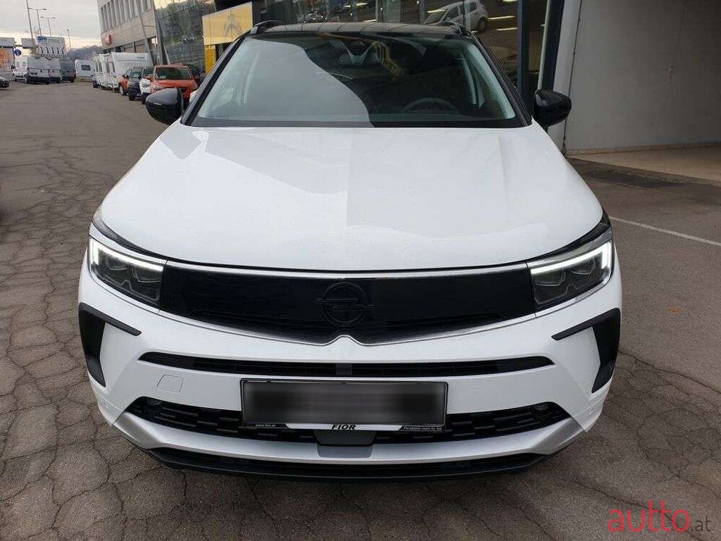 2023' Opel Grandland photo #2