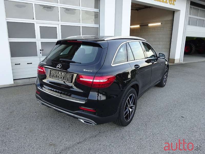 2019' Mercedes-Benz Clc-Klasse photo #3