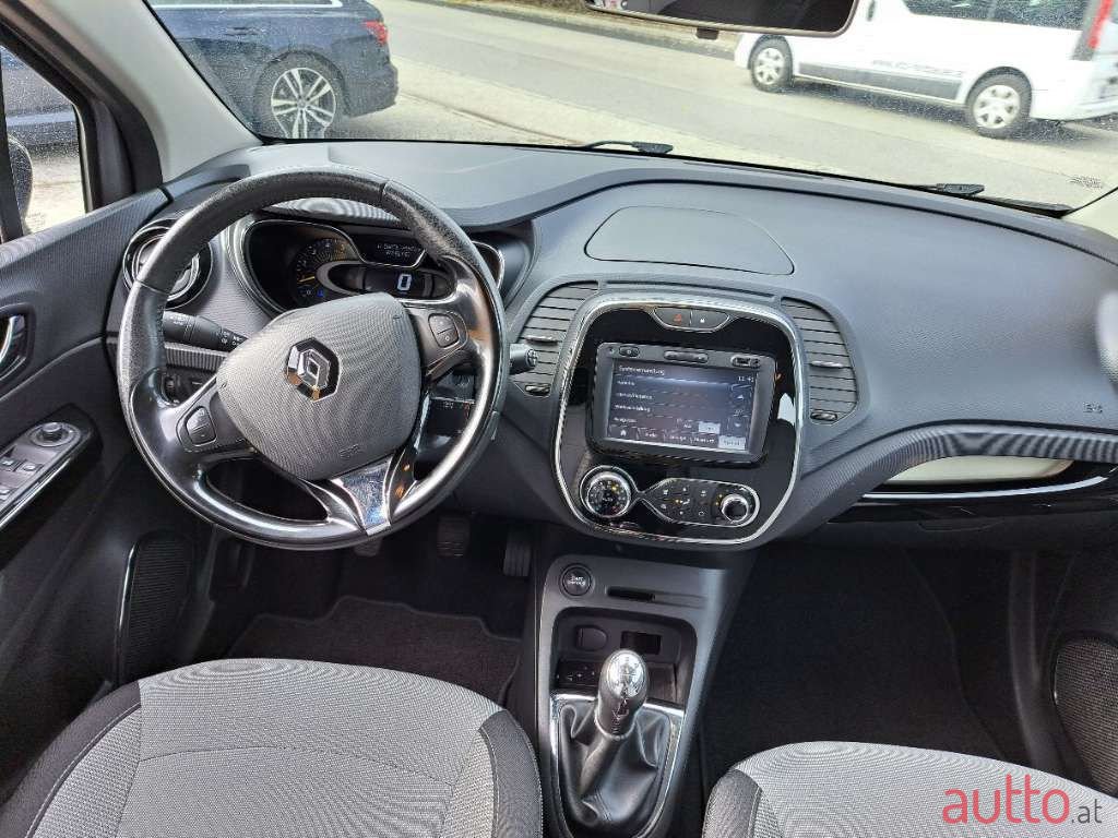 2015' Renault Captur photo #4