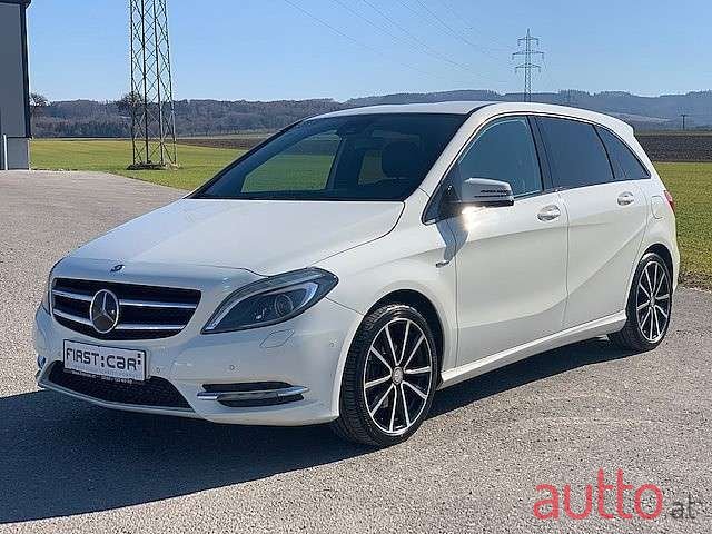 2012' Mercedes-Benz B-Klasse photo #1