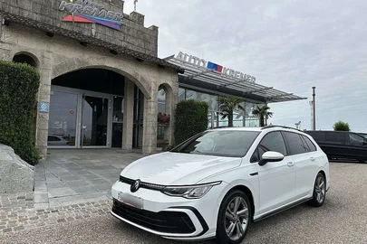 2023' Volkswagen Golf