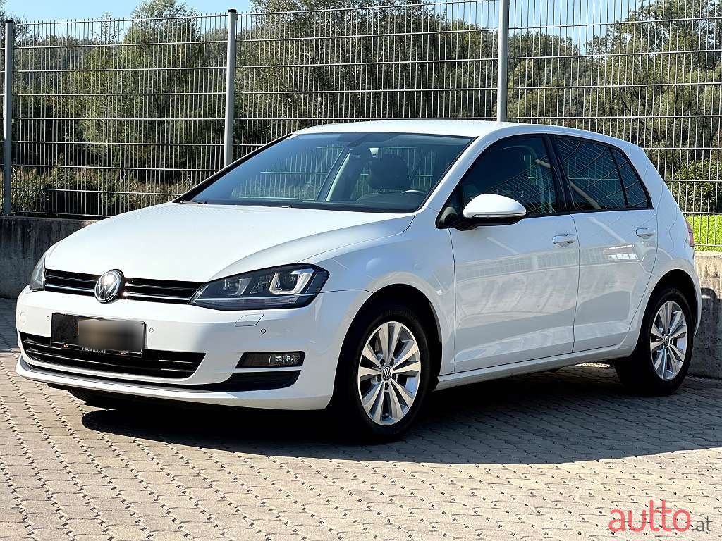 2016' Volkswagen Golf photo #3
