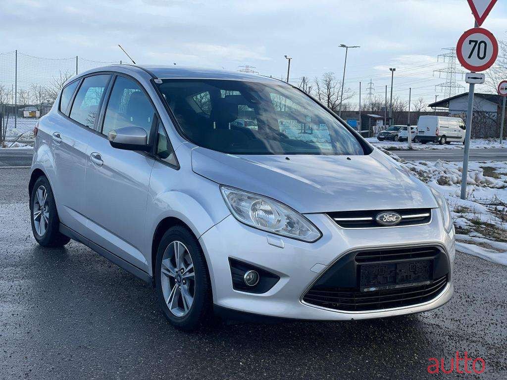 2011' Ford C-MAX photo #1