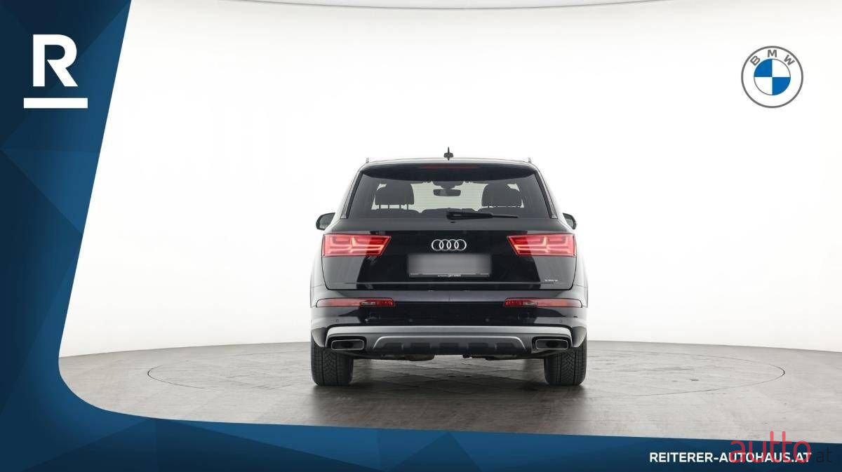 2016' Audi Q7 photo #5