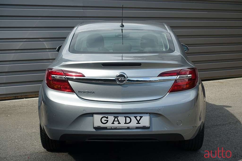 2015' Opel Insignia photo #4
