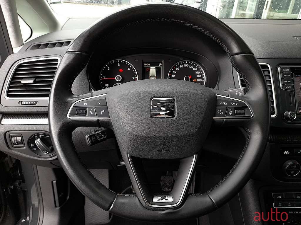 2020' SEAT Alhambra photo #6