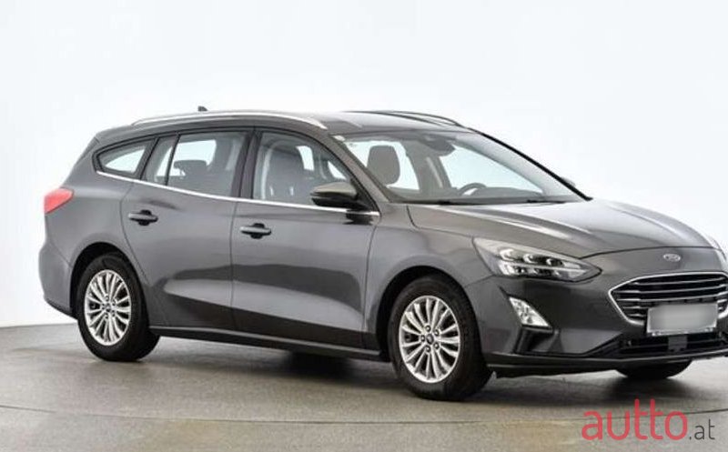 2022' Ford Focus photo #6