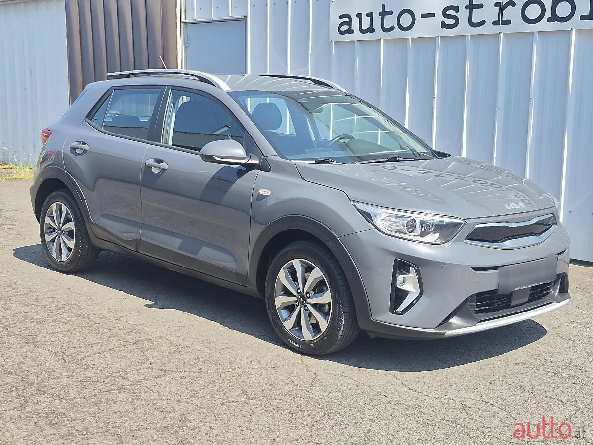 2023' Kia Stonic photo #1