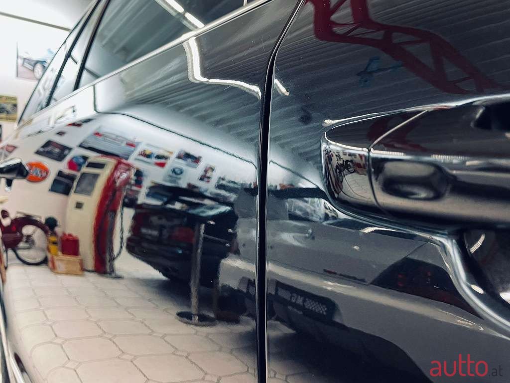 2012' Skoda Superb photo #6