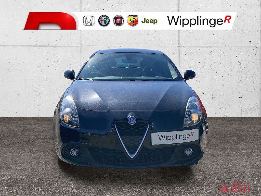 2017' Alfa Romeo Giulietta photo #2