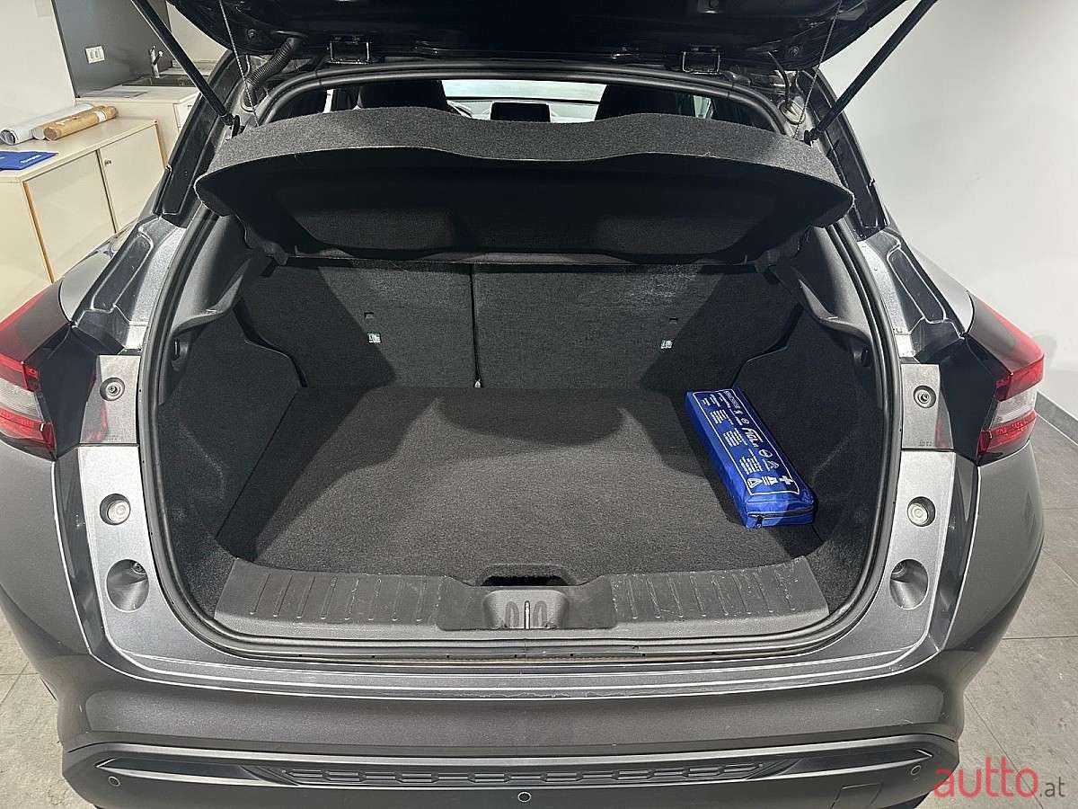 2021' Nissan Juke photo #5