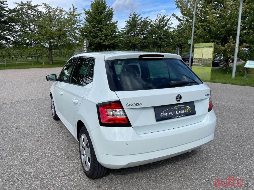 2015' Skoda Fabia photo #6