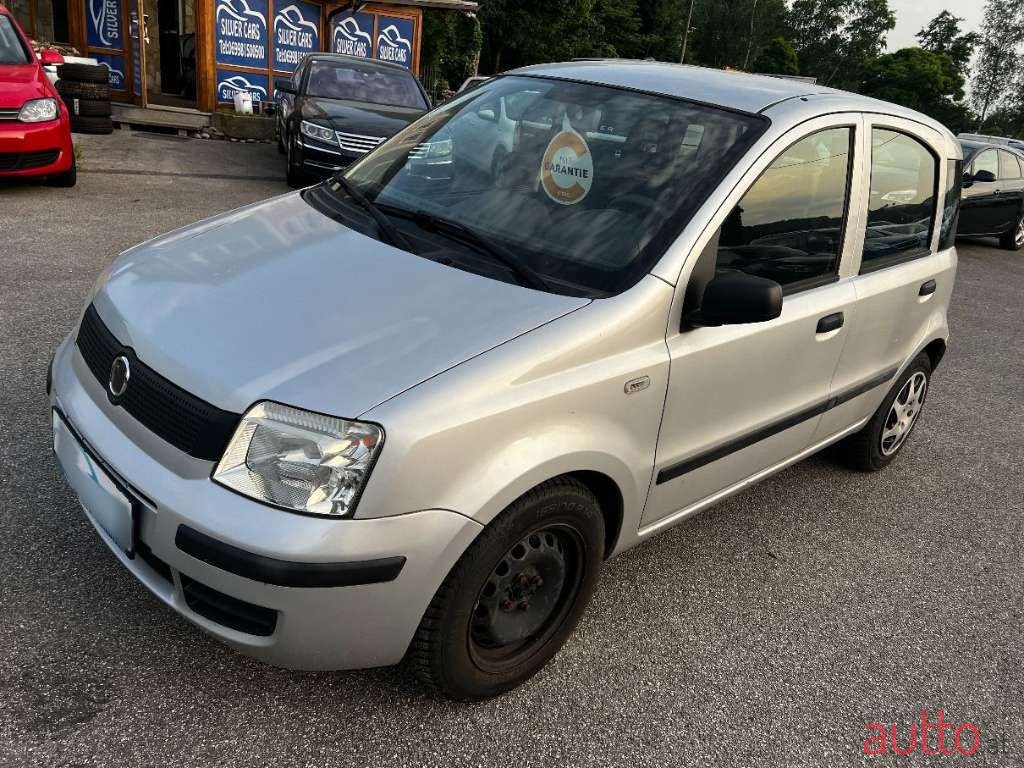 2009' Fiat Panda photo #3