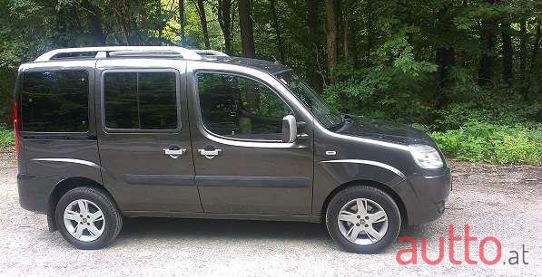 2008' Fiat Doblo photo #2