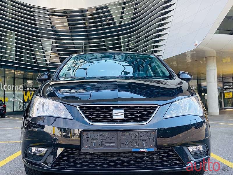 2014' SEAT Ibiza photo #2