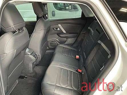 2023' Citroen C4 X photo #4