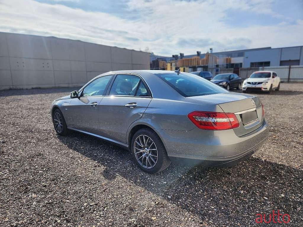 2010' Mercedes-Benz E-Klasse photo #4
