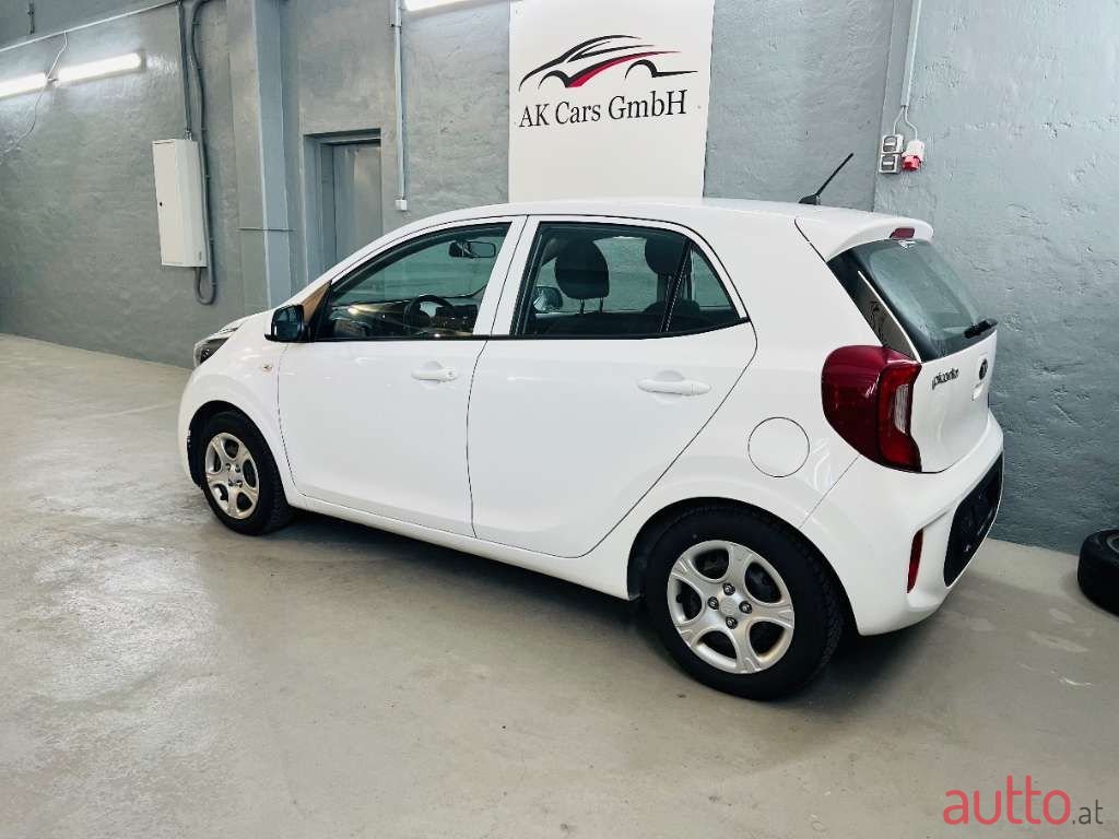 2020' Kia Picanto photo #6