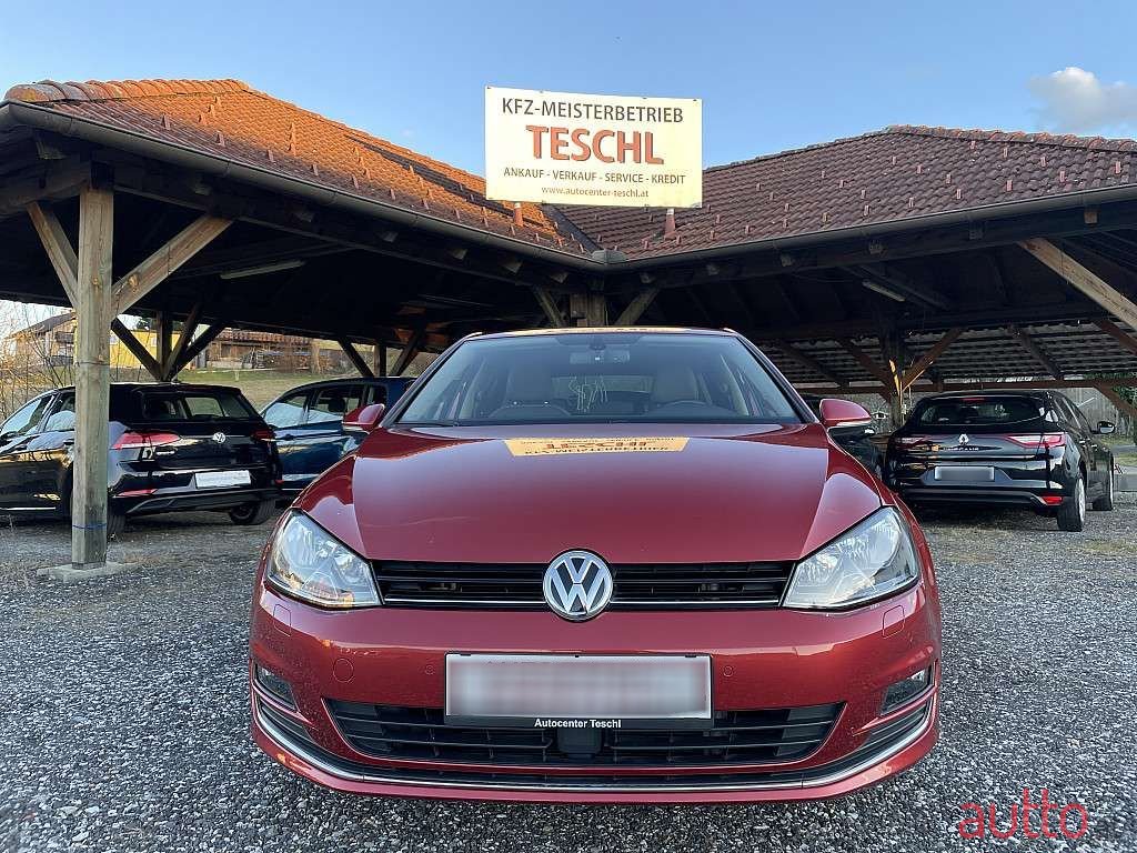 2014' Volkswagen Golf photo #2