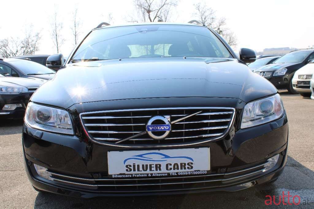 2015' Volvo V70 photo #1