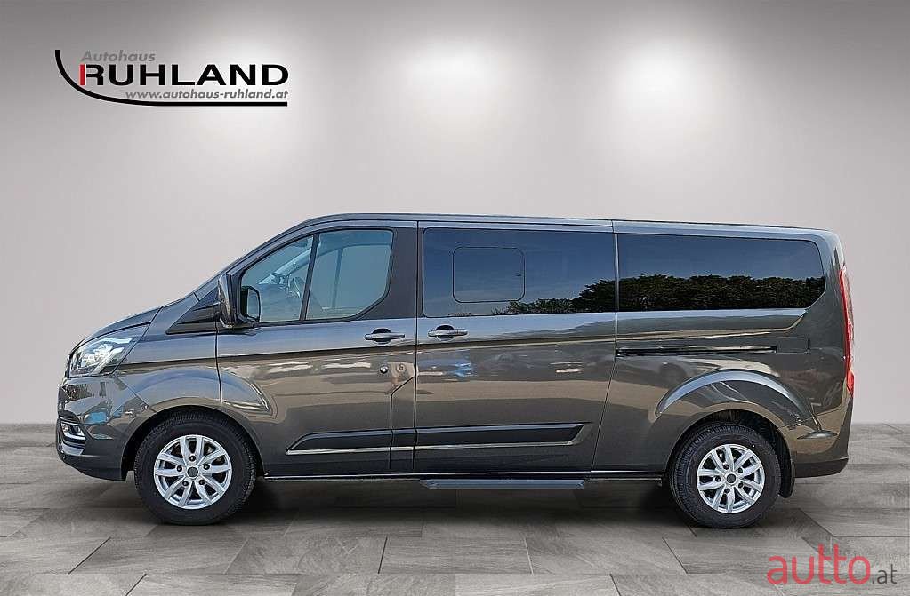 2018' Ford Tourneo photo #2