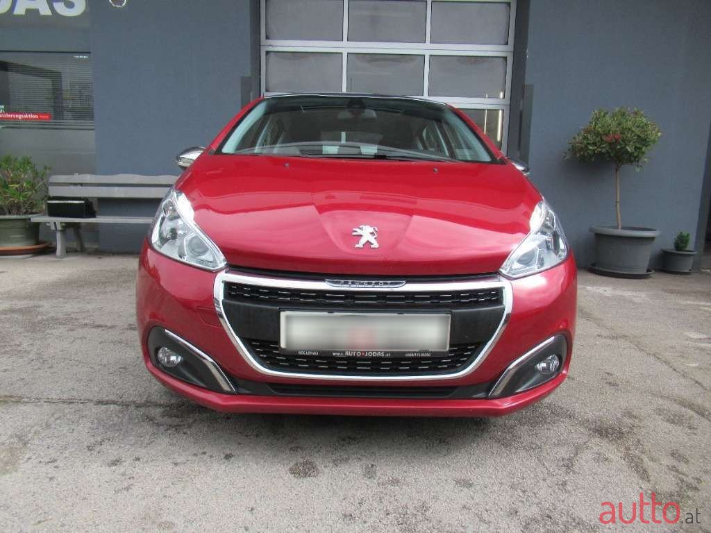 2016' Peugeot 208 photo #1