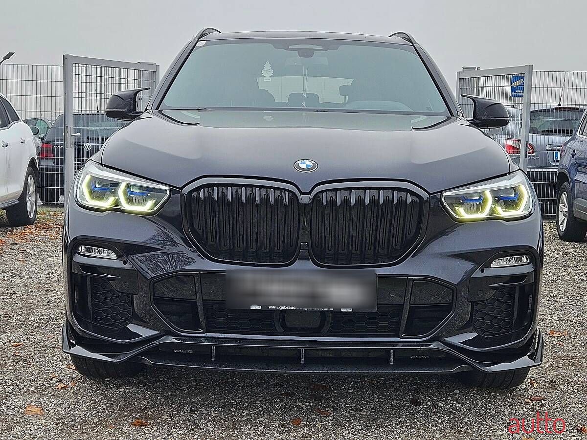 2021' BMW X5 photo #2