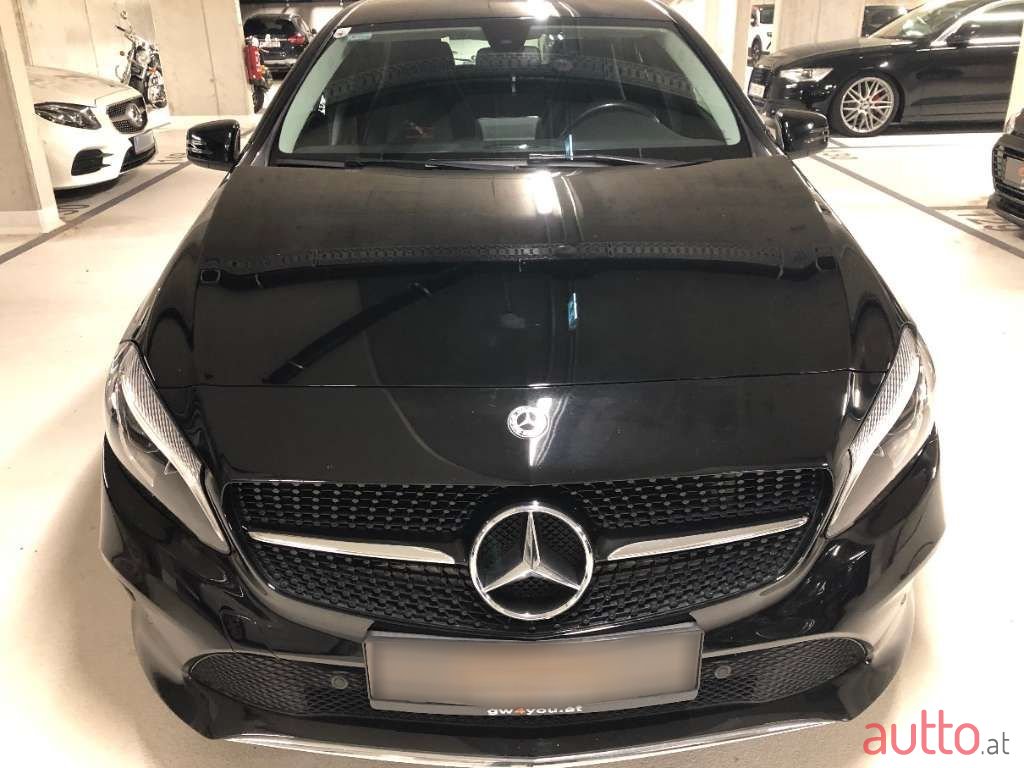 2018' Mercedes-Benz A-Klasse photo #1