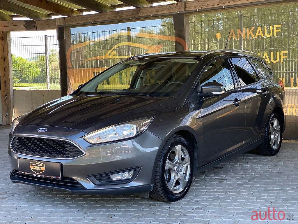 2015' Ford Focus photo #3
