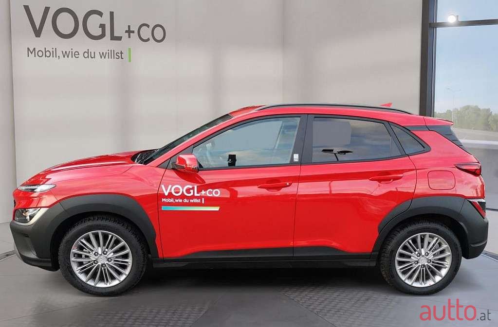 2022' Hyundai Kona photo #2