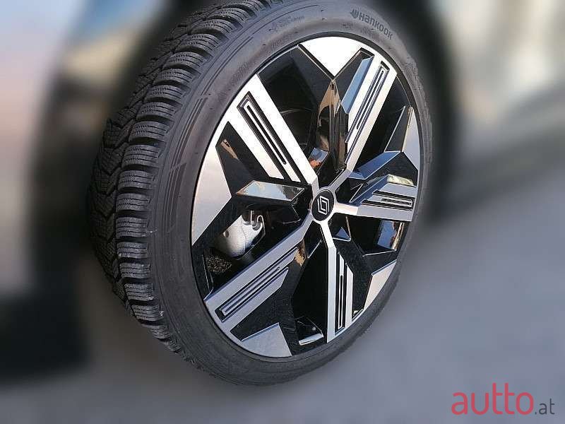 2023' Renault Megane photo #5