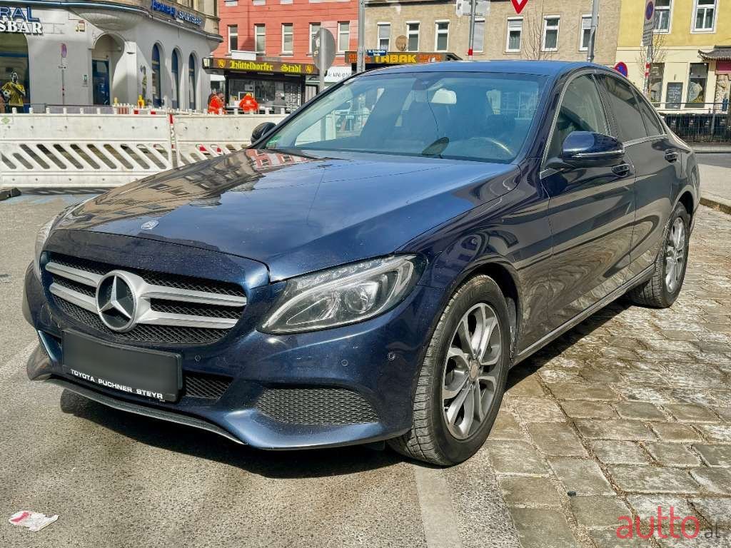 2016' Mercedes-Benz C-Klasse photo #1