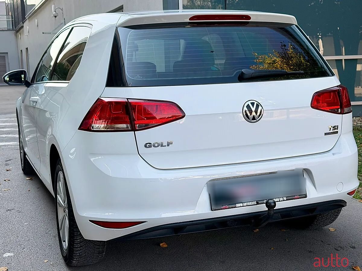 2013' Volkswagen Golf photo #5