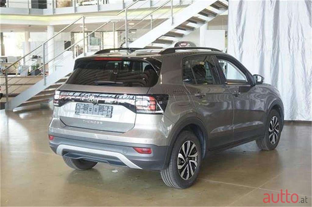 2021' Volkswagen T-Cross photo #3