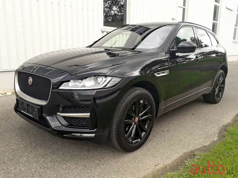 2018' Jaguar F-Pace photo #1